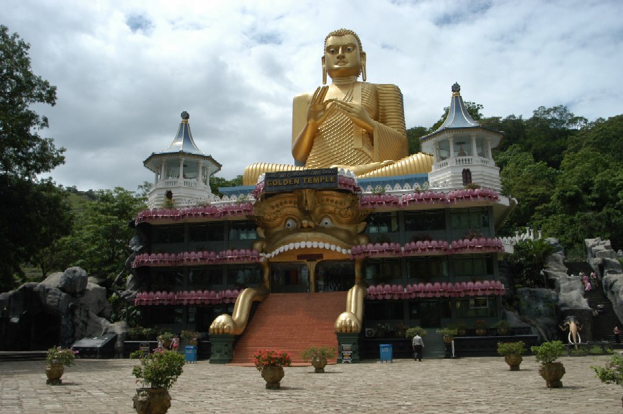 Dambulla Buddha, Sri Lanka